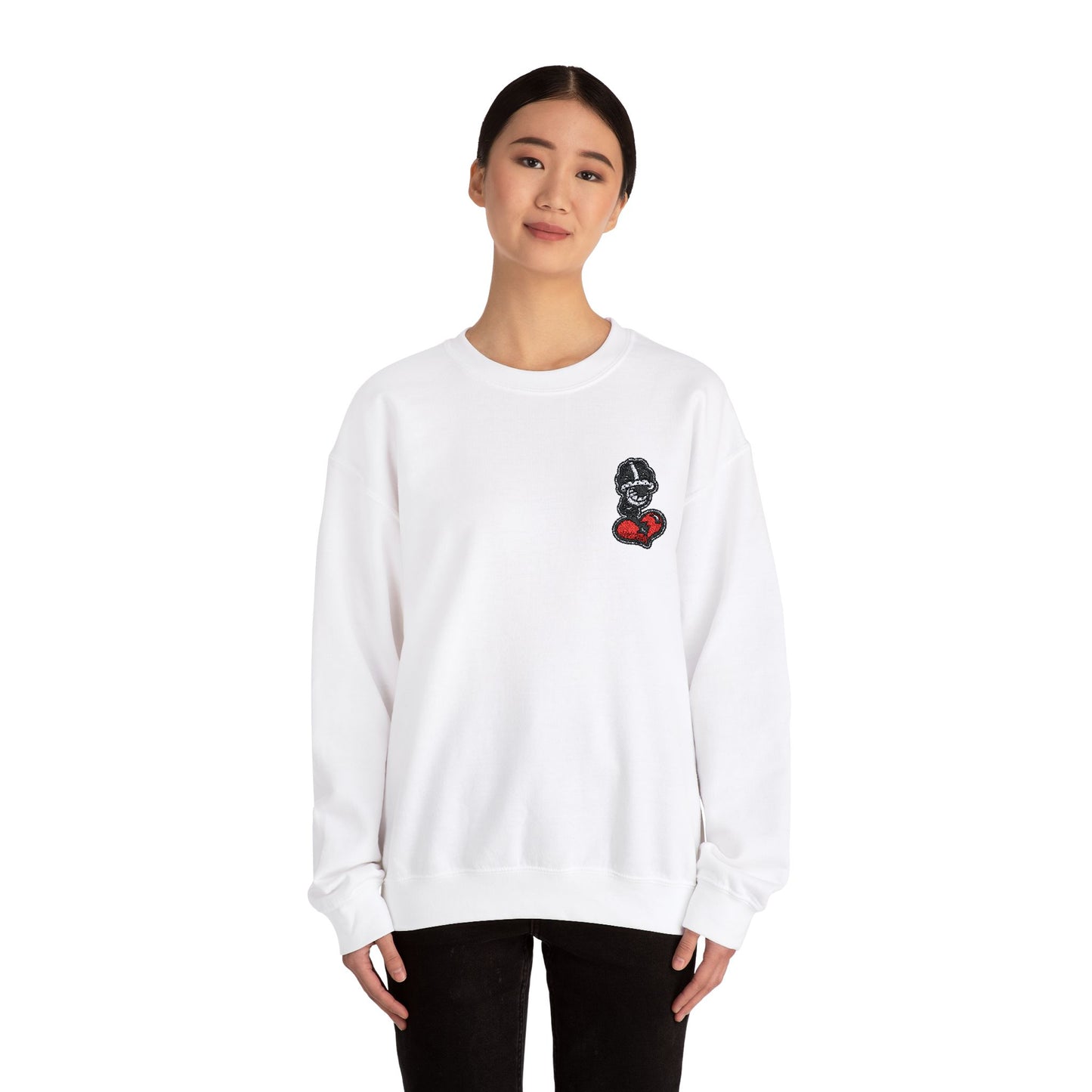 Embroiderd Heart Crewneck Sweatshirt DFCollection™