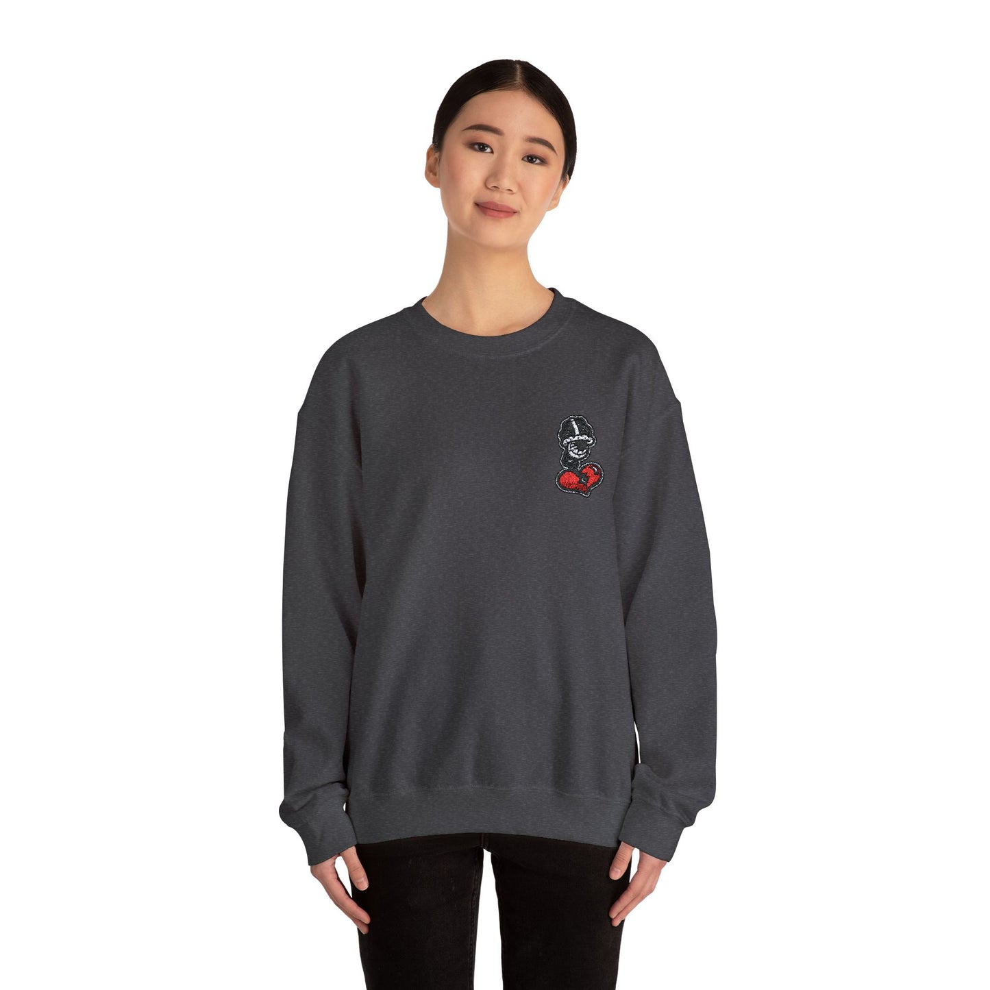 Embroiderd Heart Crewneck Sweatshirt DFCollection™