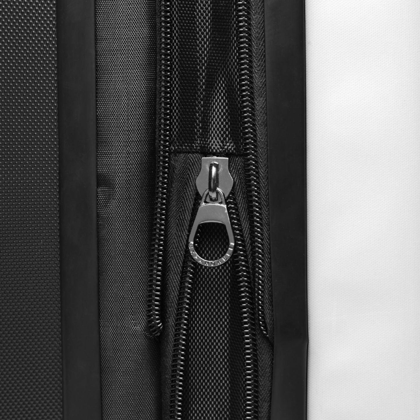 "Atoms Evening" DF Collection Suitcase